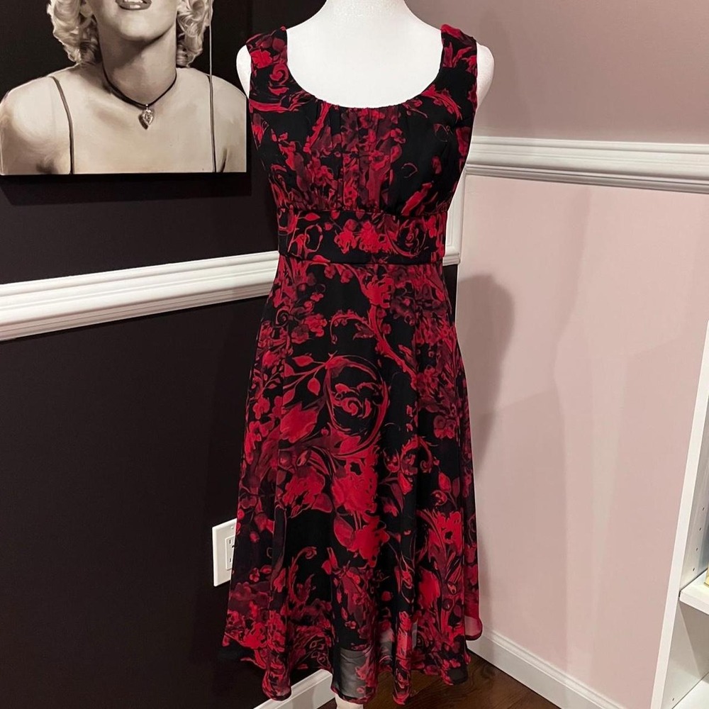 y2k red & black floral baby doll dress size 4